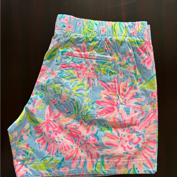 Lilly Pulitzer Pink and Blue Floral Women's Shorts - Picture 4 of 5